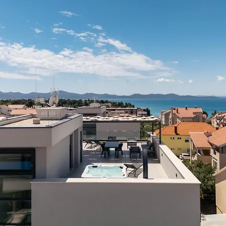 Skyline Serenity-zadar's Premier Roof Terrace 公寓 *