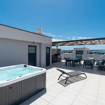 Skyline Serenity-zadar's Premier Roof Terrace Appartement Zadar