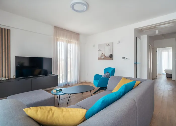 Апартаменты Skyline Serenity-zadar's Premier Roof Terrace *