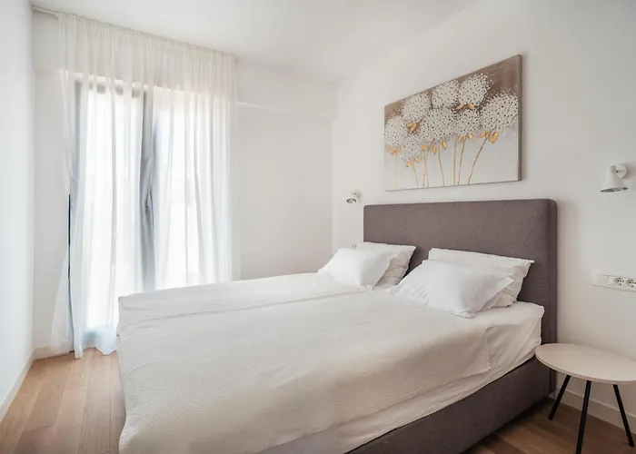 Апартаменты Skyline Serenity-zadar's Premier Roof Terrace