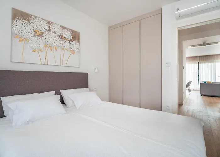 Skyline Serenity-zadar's Premier Roof Terrace Апартаменты *